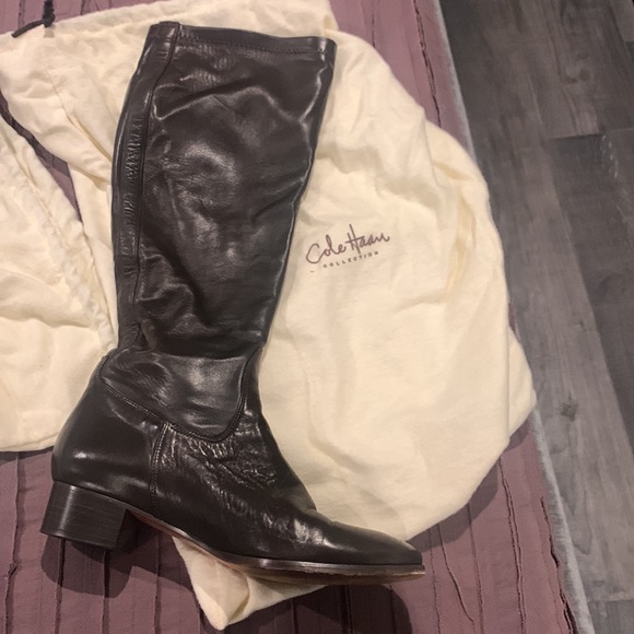 Tall brown leather boots - Picture 5 of 6